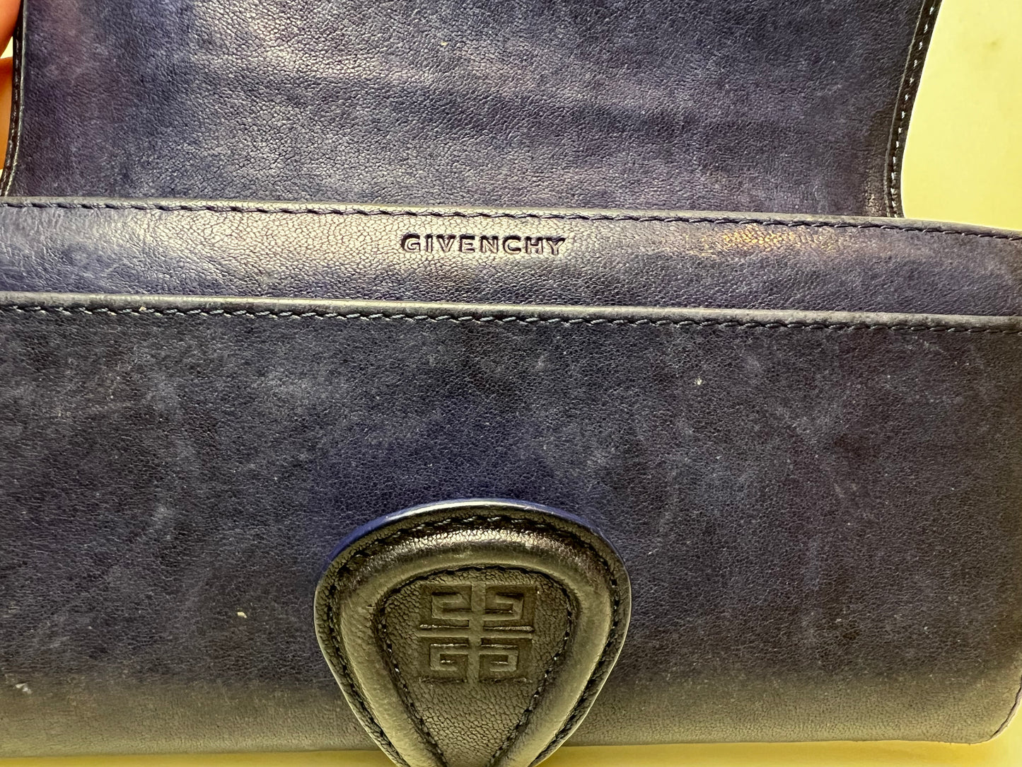 Cartera Givenchy