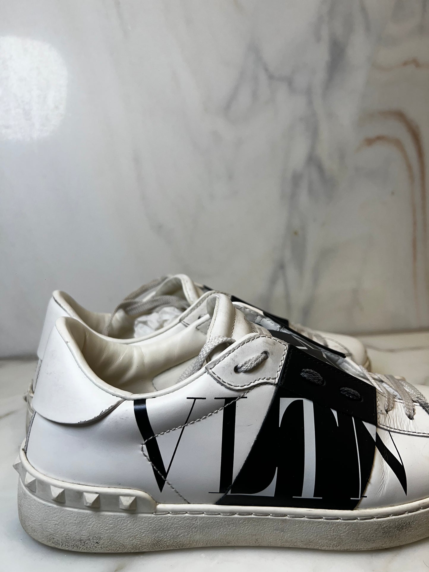 Tenis Valentino