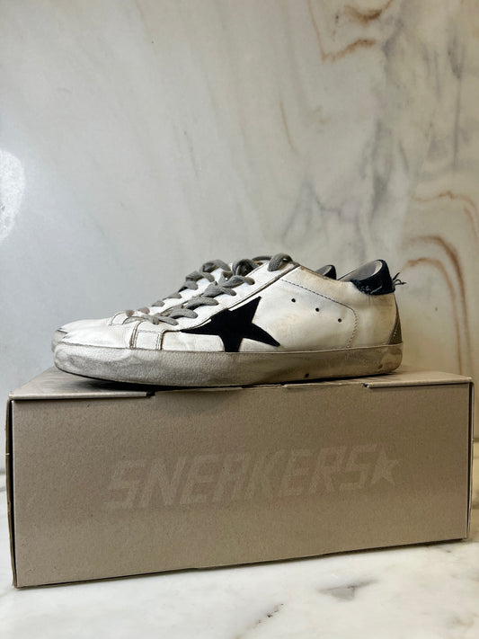 Golden Goose Sneakers