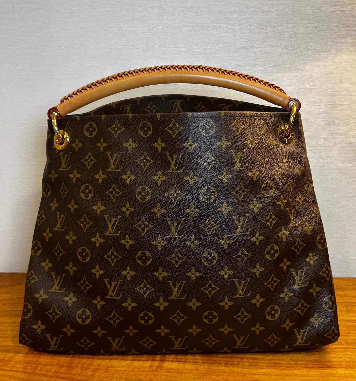Louis Vuitton Monogram Artsy Tote