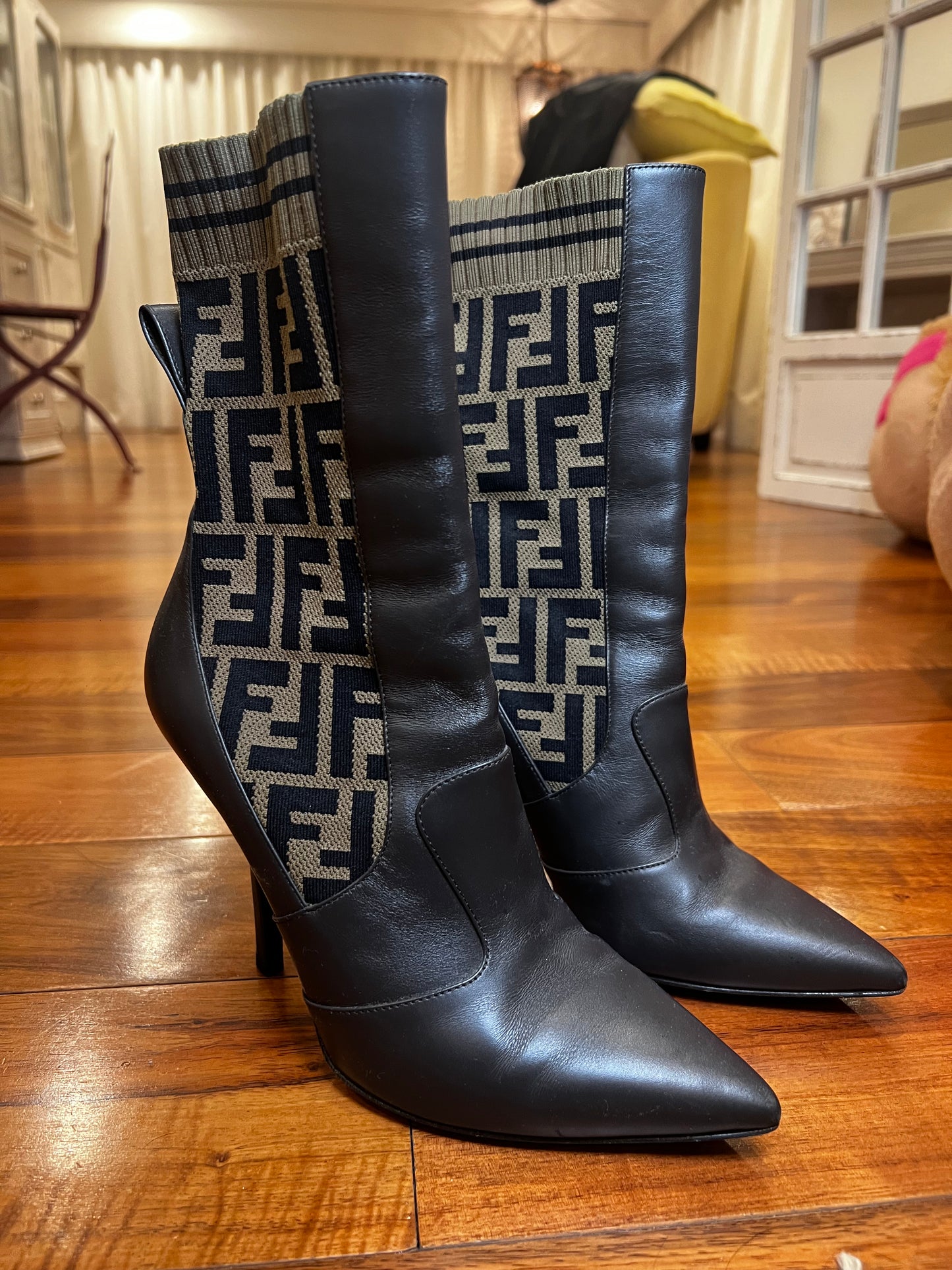 Botas Fendi
